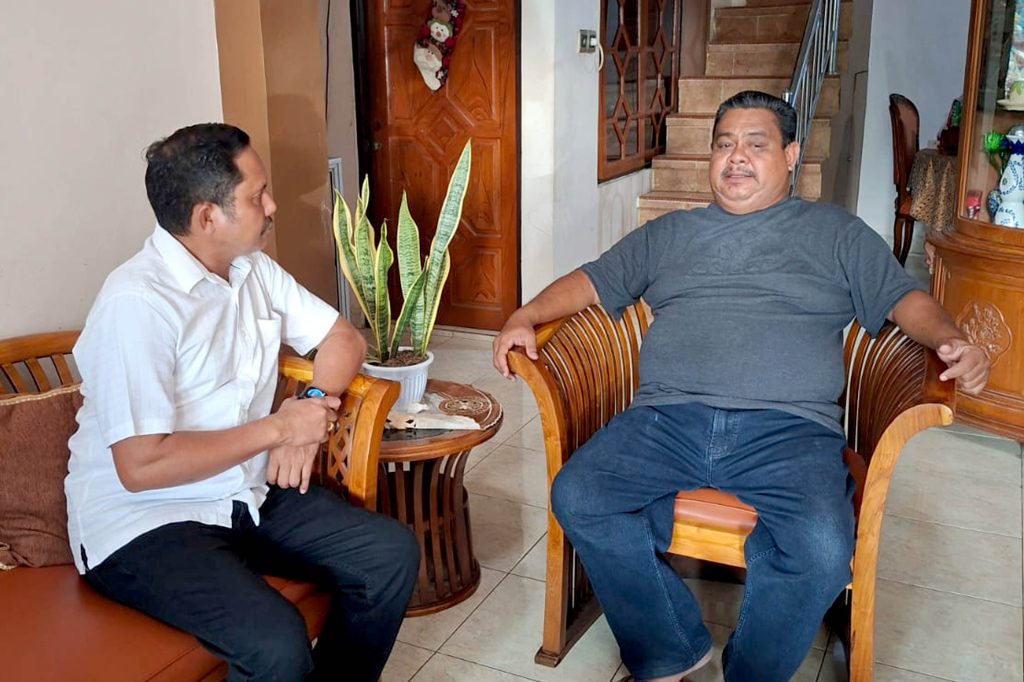 Jas Merah Yunus Takandewa